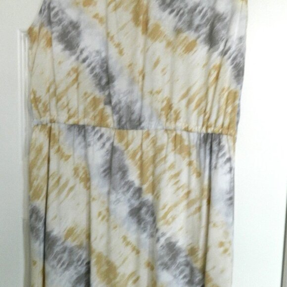 Time and Tru Women's Split Neck Sleeveless Dress, Sizes L Multicolor - Picture 4 of 6